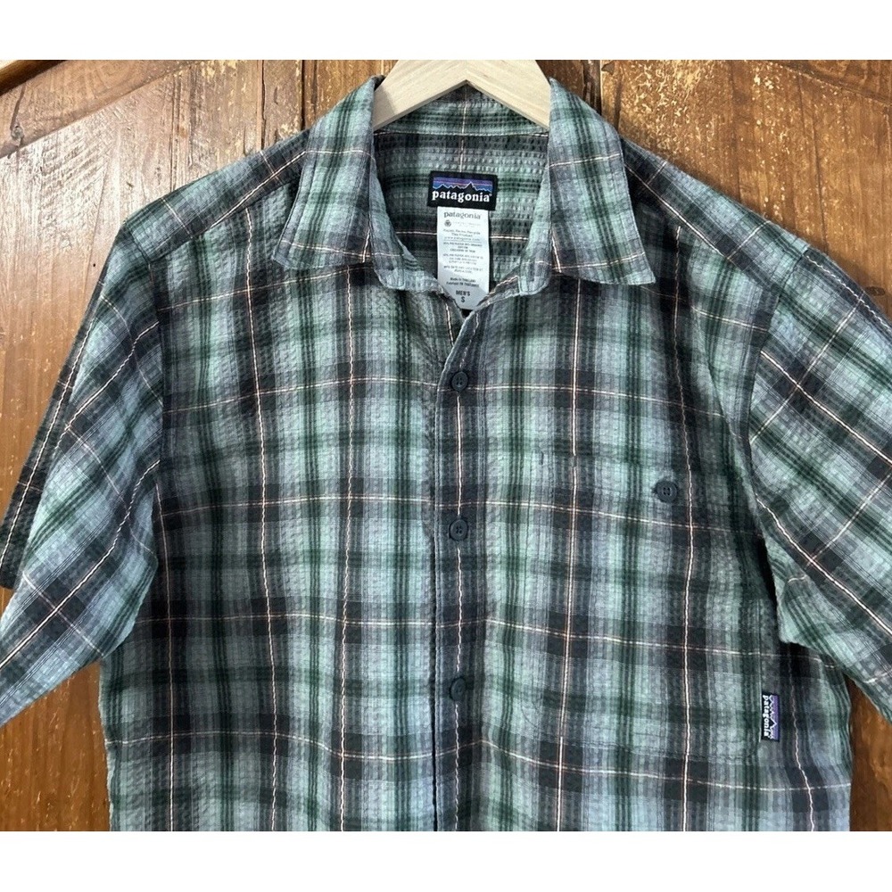 Patagonia Men's Puckerware S/S Button Shirt Sz Small STY53001 CLEAN